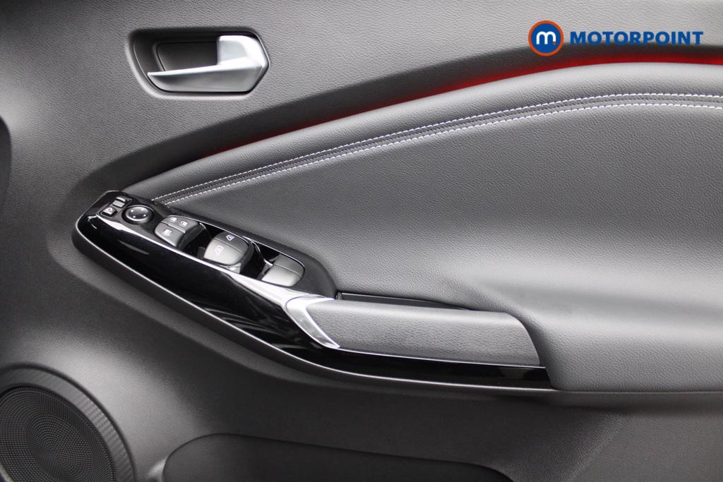 Nissan Juke Tekna Manual Petrol SUV - Stock Number (1556770) - 18th supplementary image