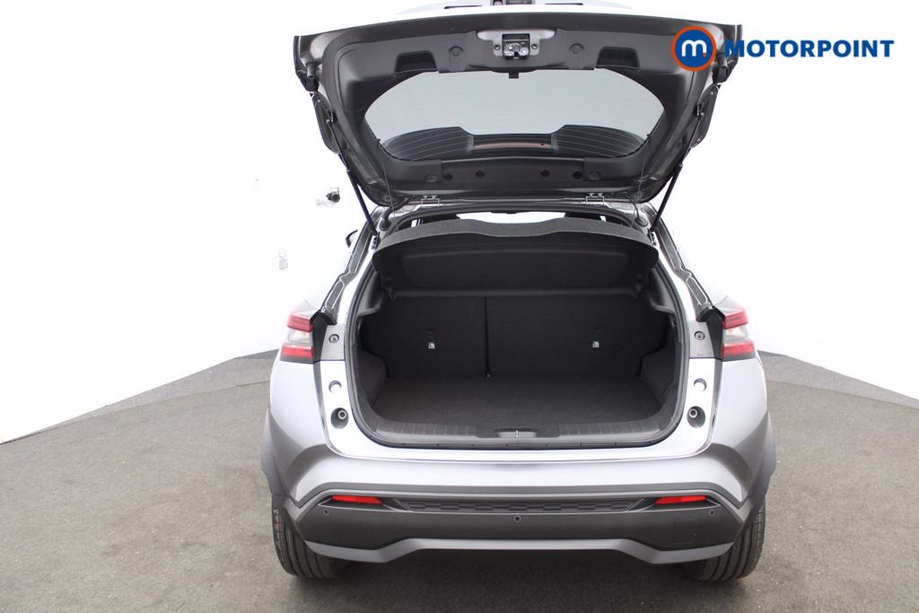 Nissan Juke Tekna Manual Petrol SUV - Stock Number (1556770) - 20th supplementary image