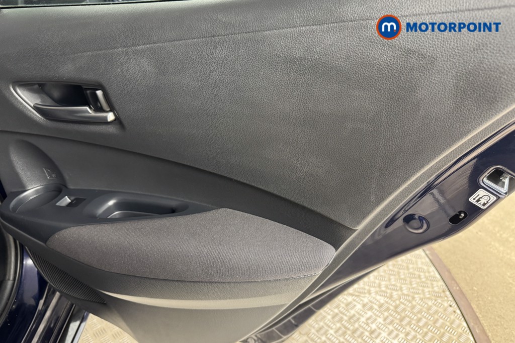 Toyota Corolla Gr Sport Automatic Petrol-Electric Hybrid Hatchback - Stock Number (1556775) - 16th supplementary image