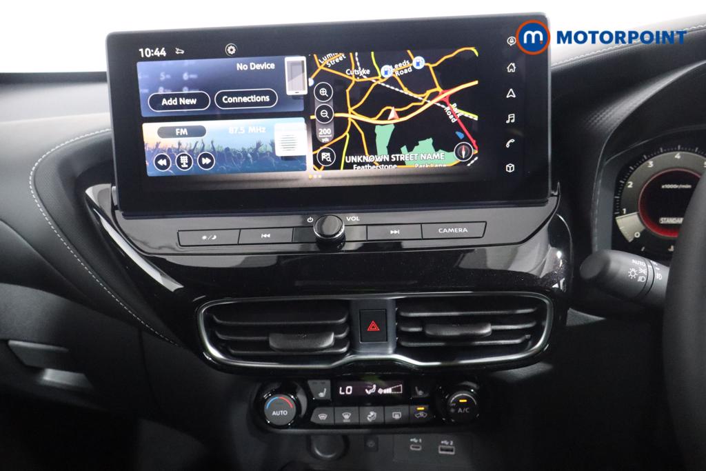 Nissan Juke Tekna Manual Petrol SUV - Stock Number (1556782) - 2nd supplementary image