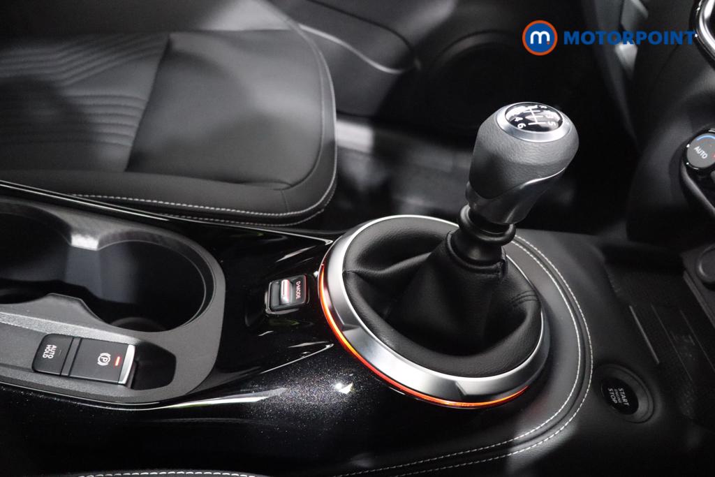 Nissan Juke Tekna Manual Petrol SUV - Stock Number (1556782) - 3rd supplementary image