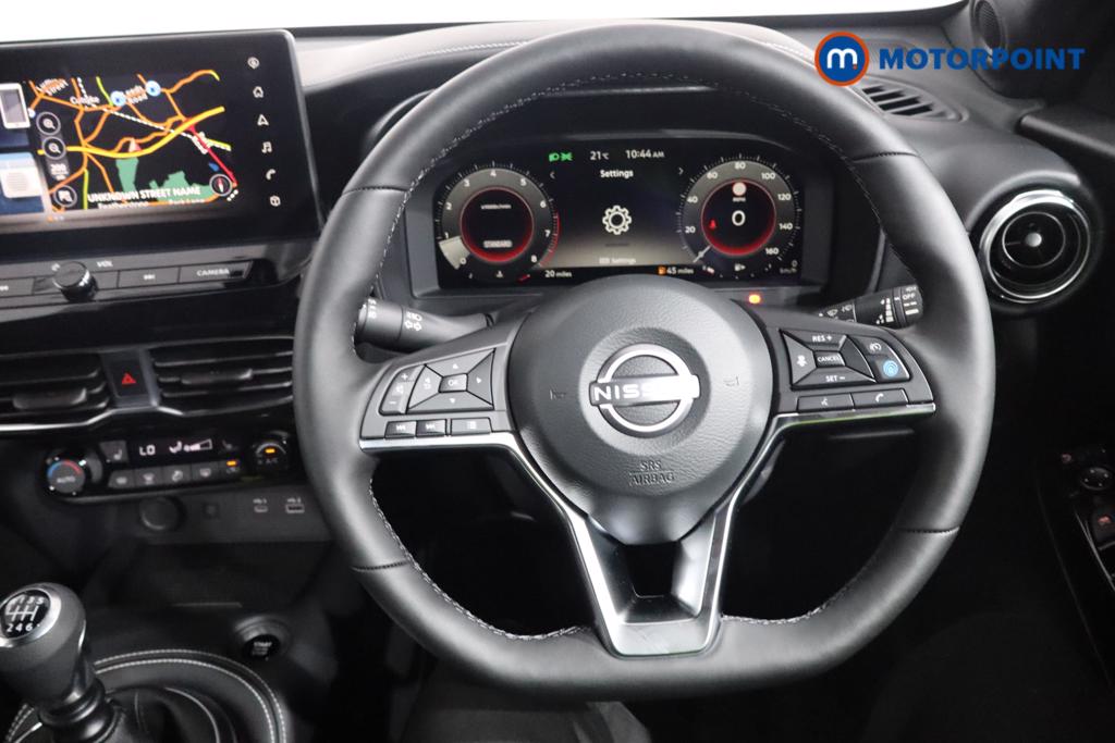 Nissan Juke Tekna Manual Petrol SUV - Stock Number (1556782) - 5th supplementary image