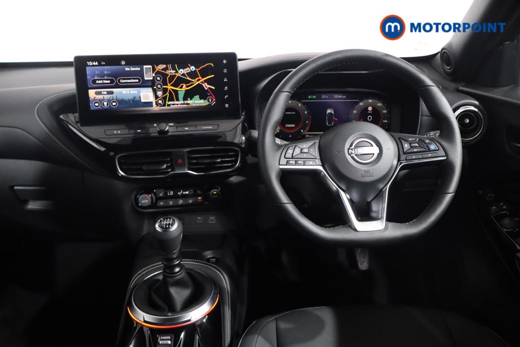 Nissan Juke Tekna Manual Petrol SUV - Stock Number (1556782) - 1st supplementary image