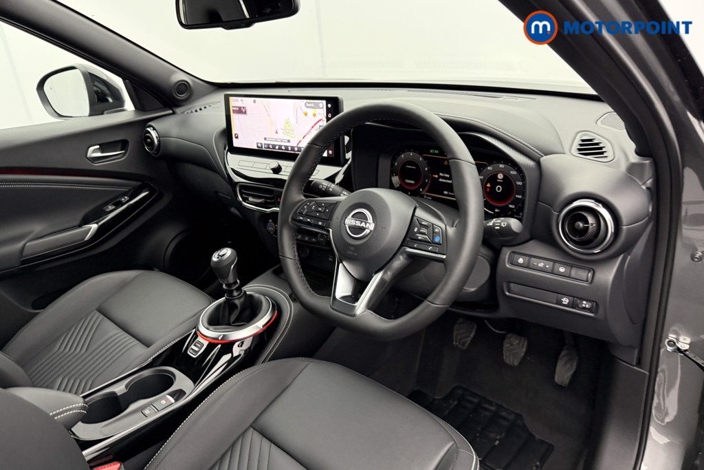 Nissan Juke Tekna Manual Petrol SUV - Stock Number (1556794) - 4th supplementary image