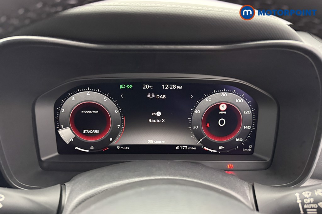 Nissan Juke Tekna Manual Petrol SUV - Stock Number (1556794) - 5th supplementary image