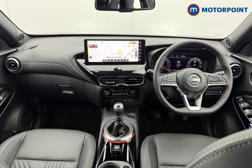 Nissan Juke Tekna Manual Petrol SUV - Stock Number (1556794) - 1st supplementary image