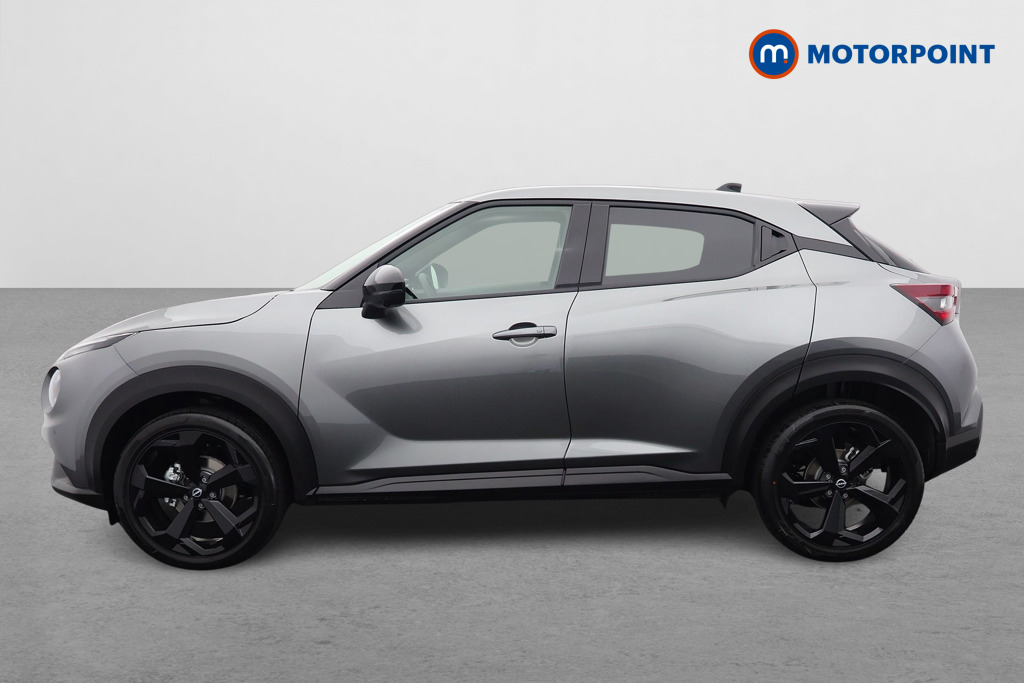 Nissan Juke Tekna Manual Petrol SUV - Stock Number (1556794) - Passenger side