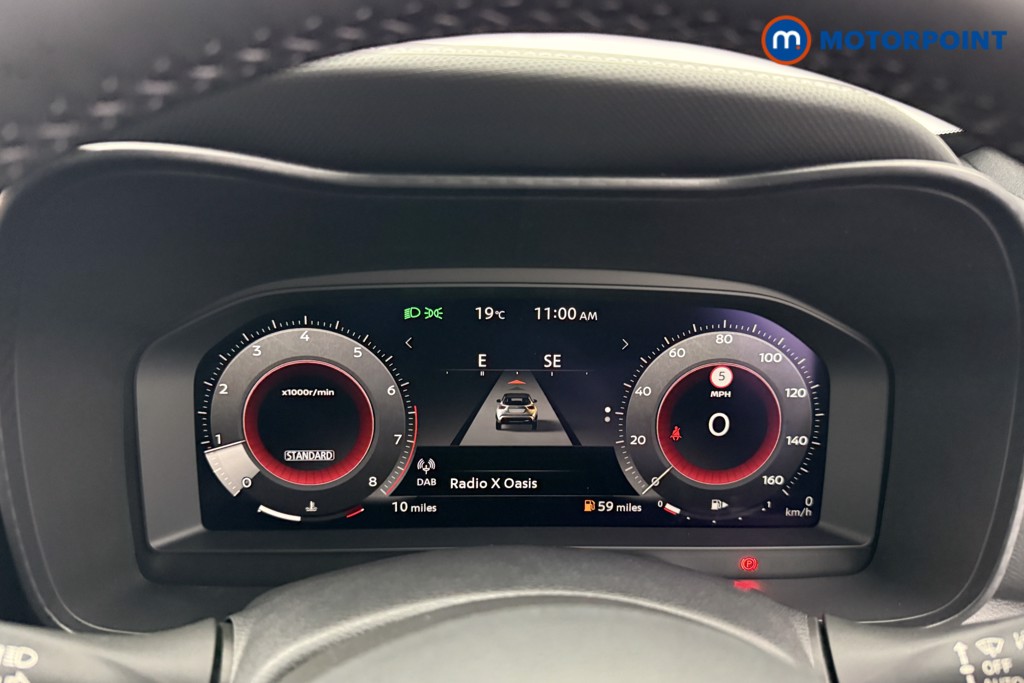 Nissan Juke Tekna Manual Petrol SUV - Stock Number (1556801) - 5th supplementary image