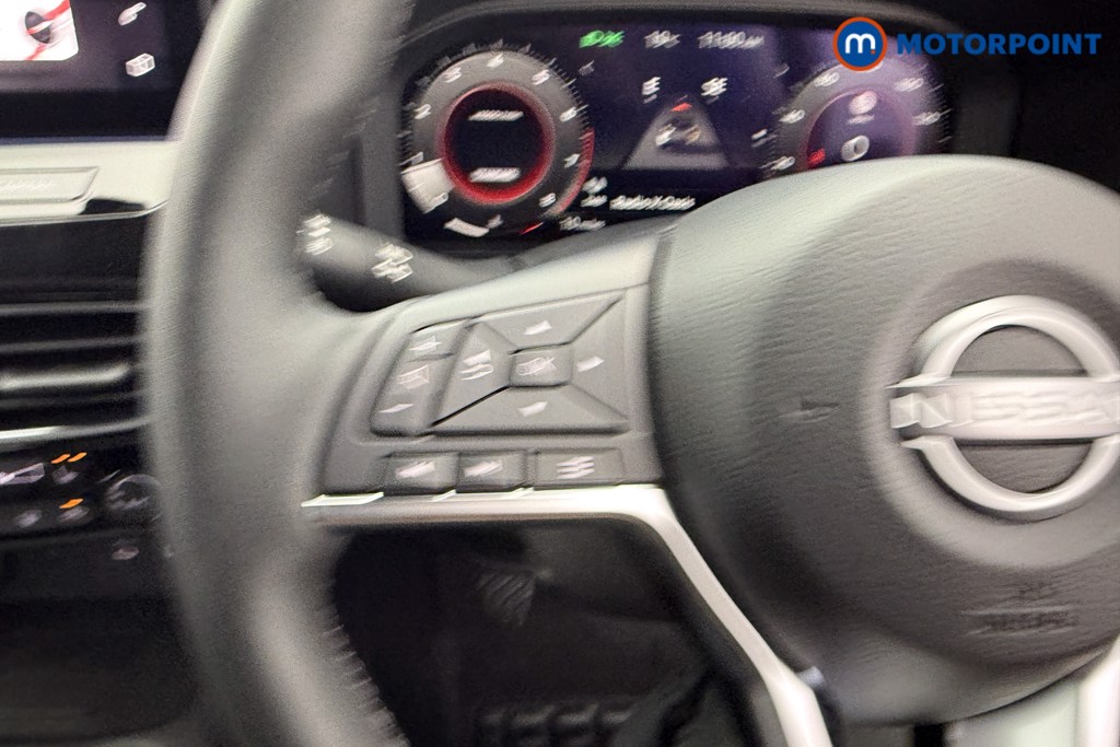 Nissan Juke Tekna Manual Petrol SUV - Stock Number (1556801) - 12th supplementary image