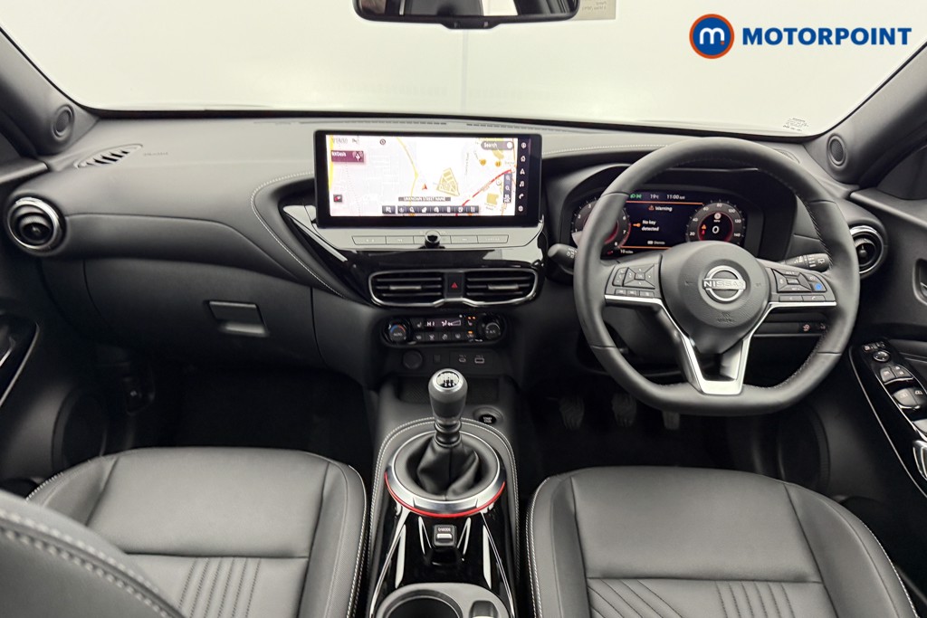 Nissan Juke Tekna Manual Petrol SUV - Stock Number (1556801) - 1st supplementary image