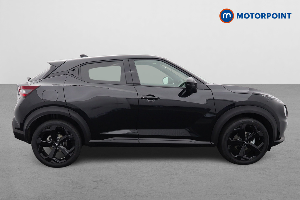 Nissan Juke Tekna Manual Petrol SUV - Stock Number (1556801) - Drivers side