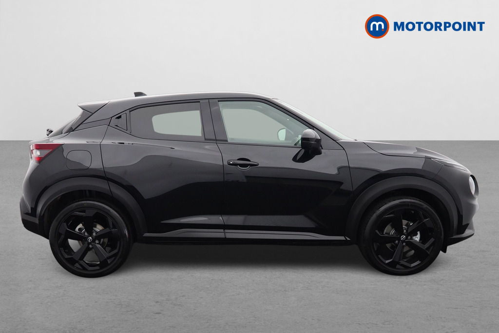 Nissan Juke Tekna Manual Petrol SUV - Stock Number (1556804) - Drivers side