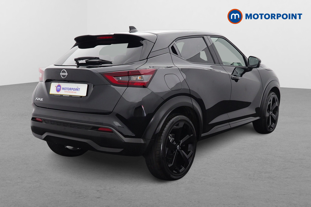 Nissan Juke Tekna Manual Petrol SUV - Stock Number (1556804) - Drivers side rear corner