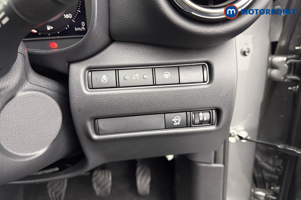 Nissan Juke Tekna Manual Petrol SUV - Stock Number (1556810) - 14th supplementary image