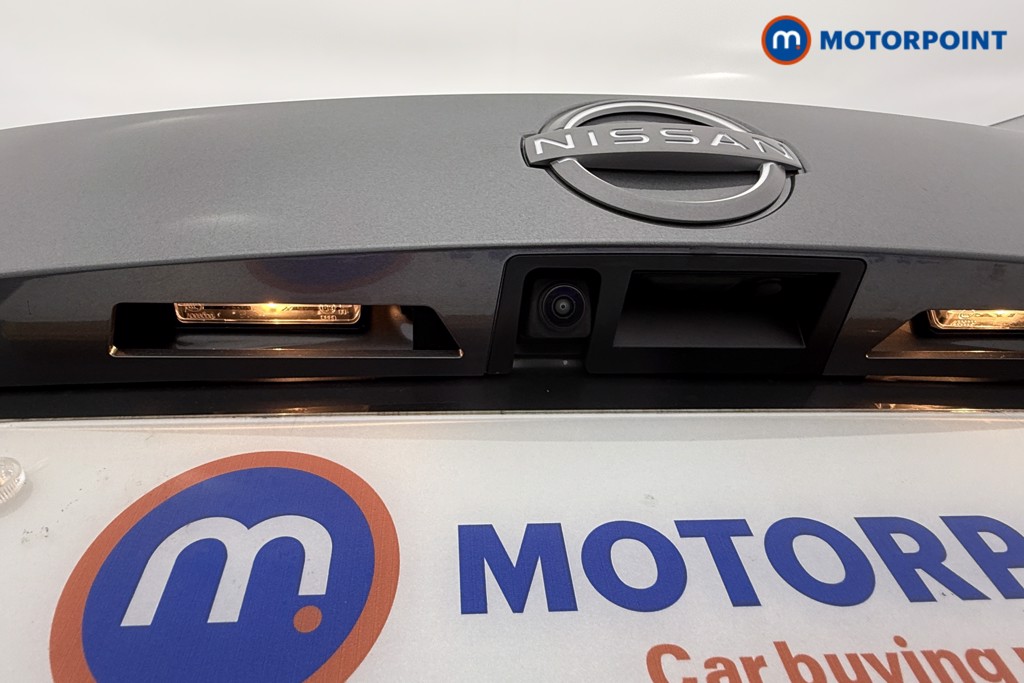 Nissan Juke Tekna Manual Petrol SUV - Stock Number (1556810) - 19th supplementary image