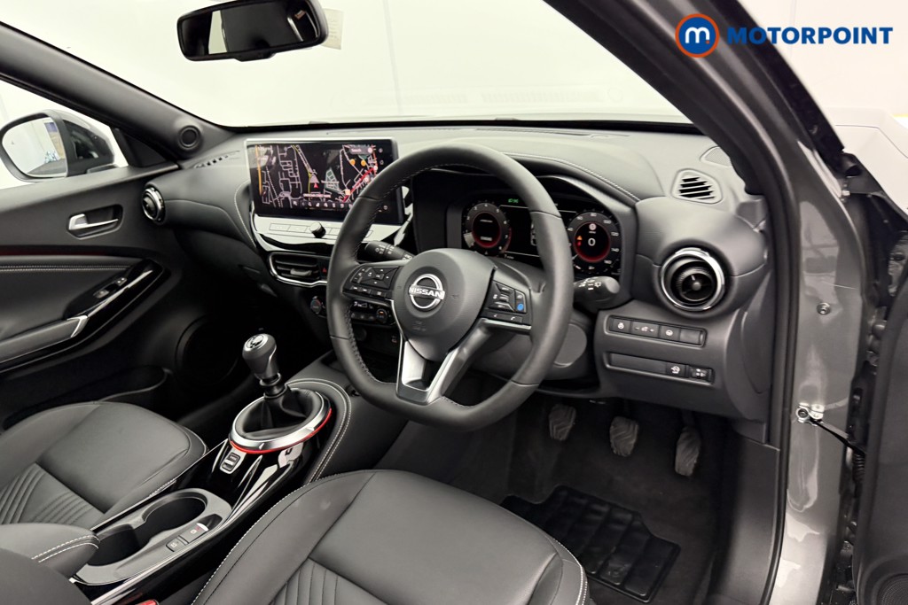 Nissan Juke Tekna Manual Petrol SUV - Stock Number (1556814) - 4th supplementary image