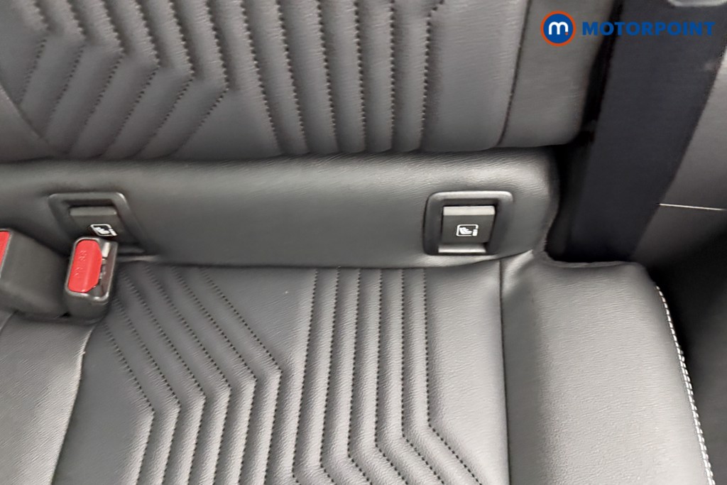 Nissan Juke Tekna Manual Petrol SUV - Stock Number (1556814) - 23rd supplementary image