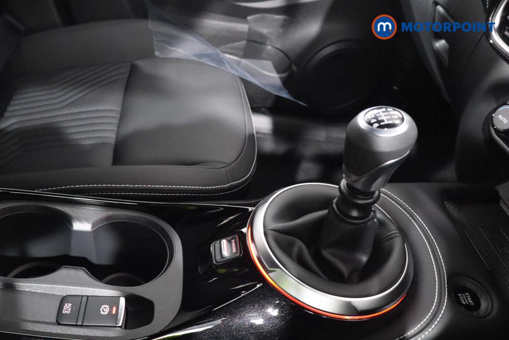Nissan Juke Tekna Manual Petrol SUV - Stock Number (1556816) - 3rd supplementary image