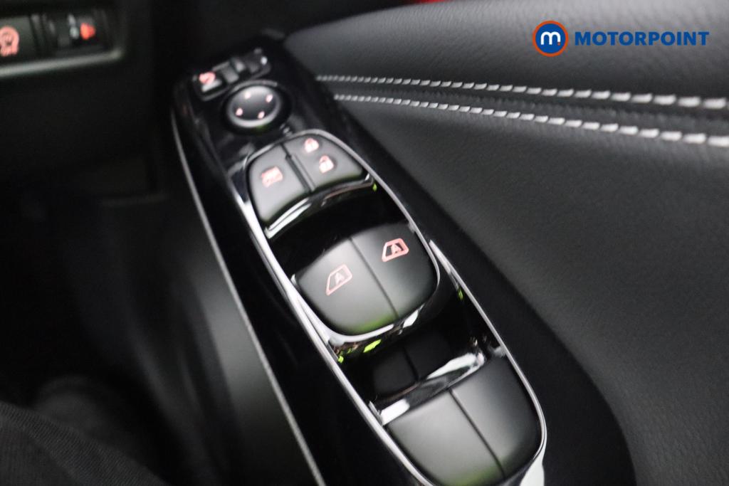 Nissan Juke Tekna Manual Petrol SUV - Stock Number (1556816) - 10th supplementary image