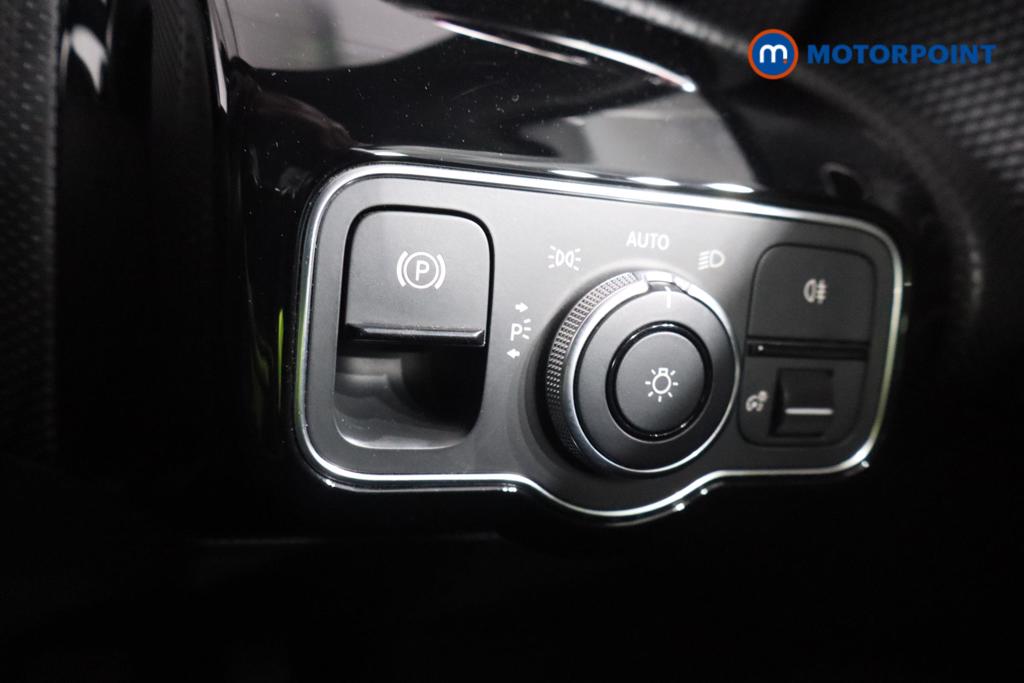 Mercedes-Benz A Class Sport Manual Petrol Hatchback - Stock Number (1557016) - 9th supplementary image