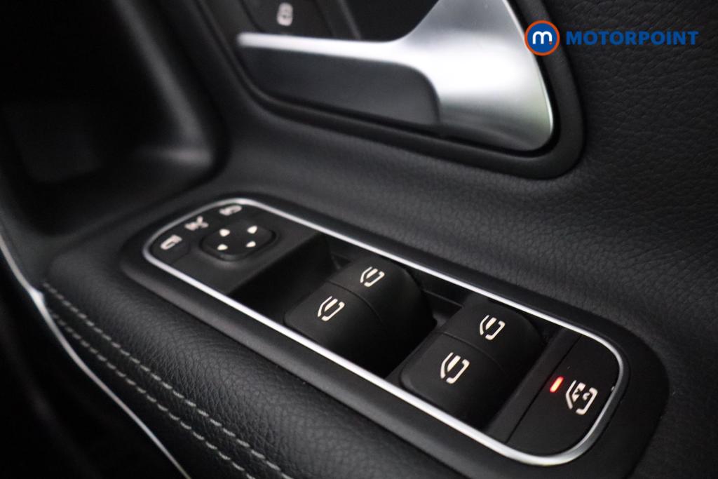 Mercedes-Benz A Class Sport Manual Petrol Hatchback - Stock Number (1557016) - 11th supplementary image