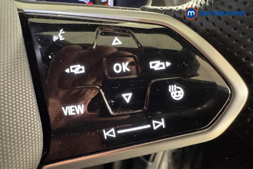 Volkswagen Tiguan R-Line Automatic Petrol SUV - Stock Number (1557633) - 14th supplementary image