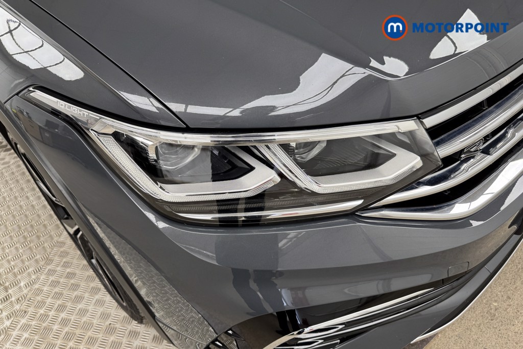 Volkswagen Tiguan R-Line Automatic Petrol SUV - Stock Number (1557633) - 18th supplementary image