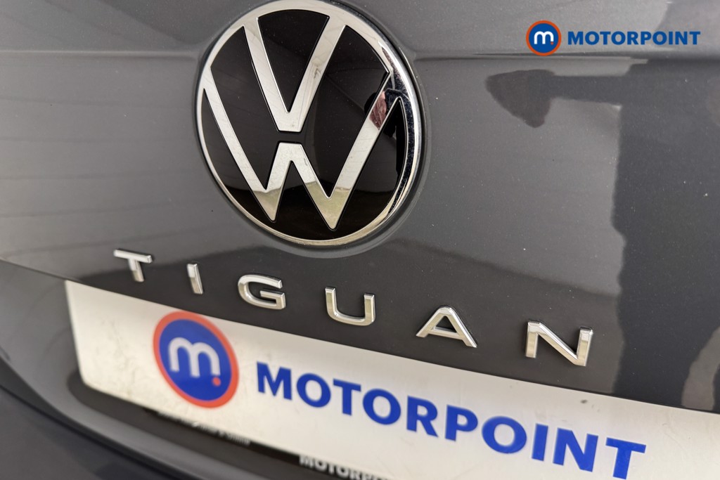 Volkswagen Tiguan R-Line Automatic Petrol SUV - Stock Number (1557633) - 20th supplementary image
