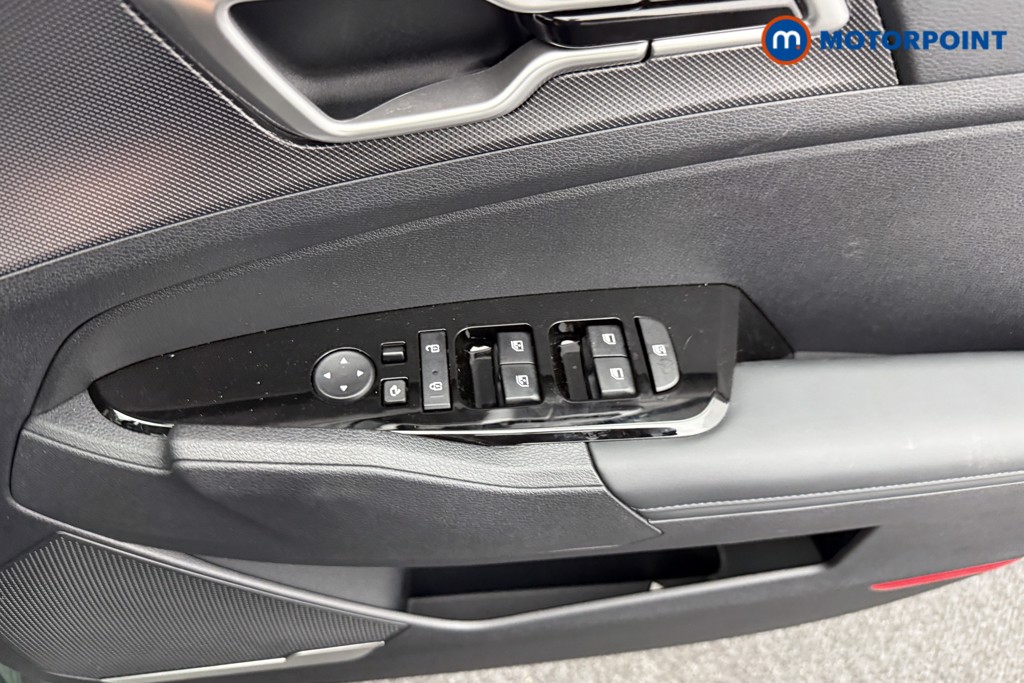 KIA Sportage 3 Automatic Petrol-Electric Hybrid SUV - Stock Number (1557679) - 19th supplementary image