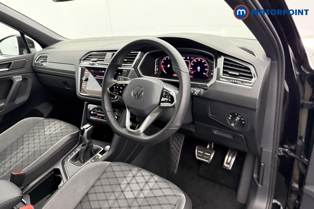 Volkswagen Tiguan Black Edition Automatic Petrol SUV - Stock Number (1557689) - 4th supplementary image