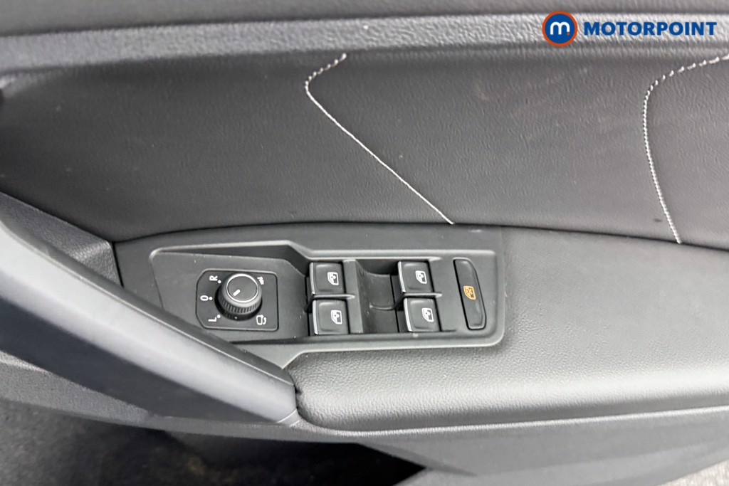 Volkswagen Tiguan Black Edition Automatic Petrol SUV - Stock Number (1557689) - 17th supplementary image