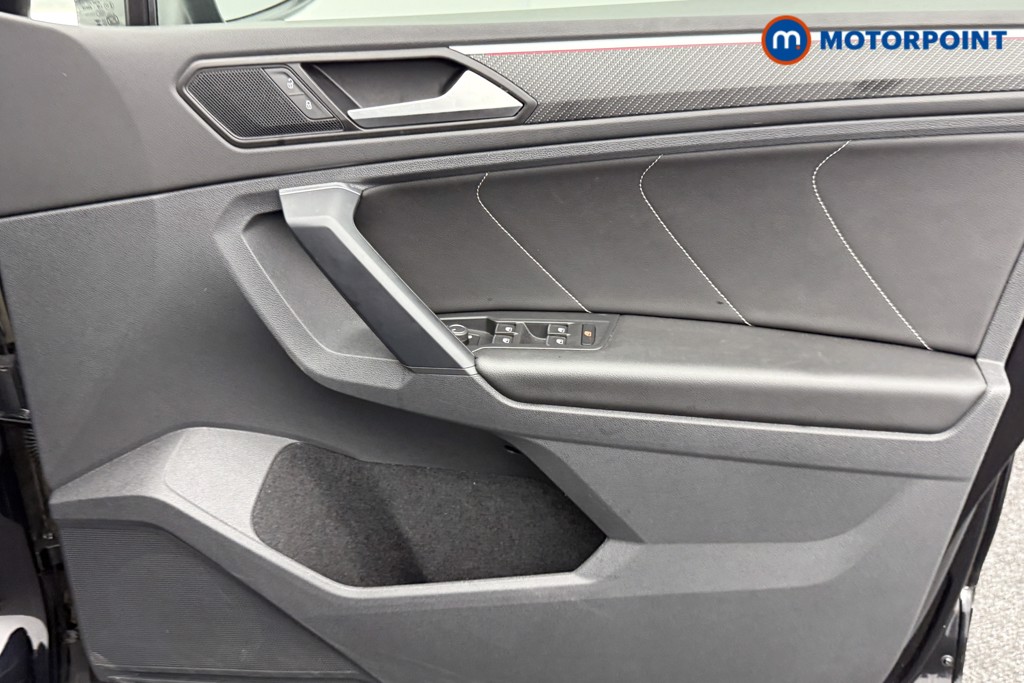 Volkswagen Tiguan Black Edition Automatic Petrol SUV - Stock Number (1557689) - 18th supplementary image