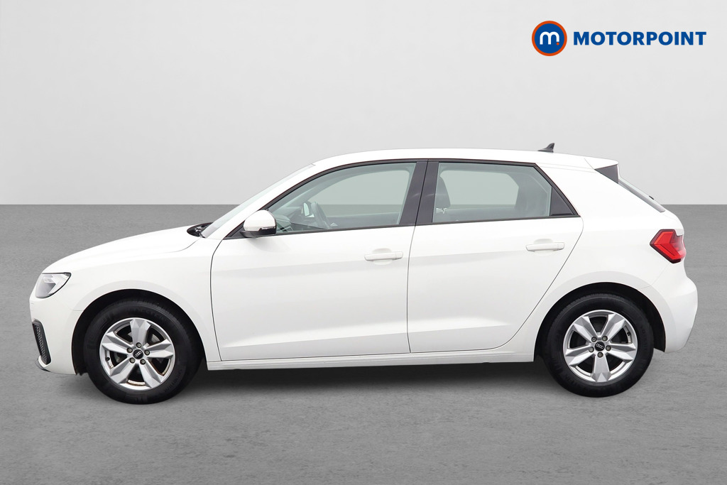 Audi A1 Technik Manual Petrol Hatchback - Stock Number (1557697) - Passenger side