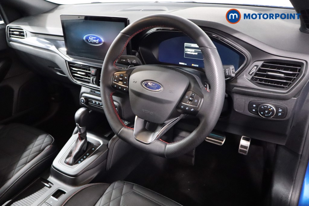 Ford Focus St-Line Vignale Automatic Petrol-Electric Hybrid Hatchback - Stock Number (1557980) - 19th supplementary image