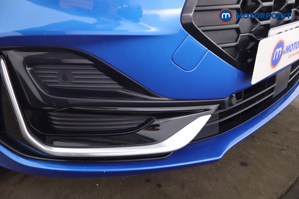 Ford Focus St-Line Vignale Automatic Petrol-Electric Hybrid Hatchback - Stock Number (1557980) - 21st supplementary image
