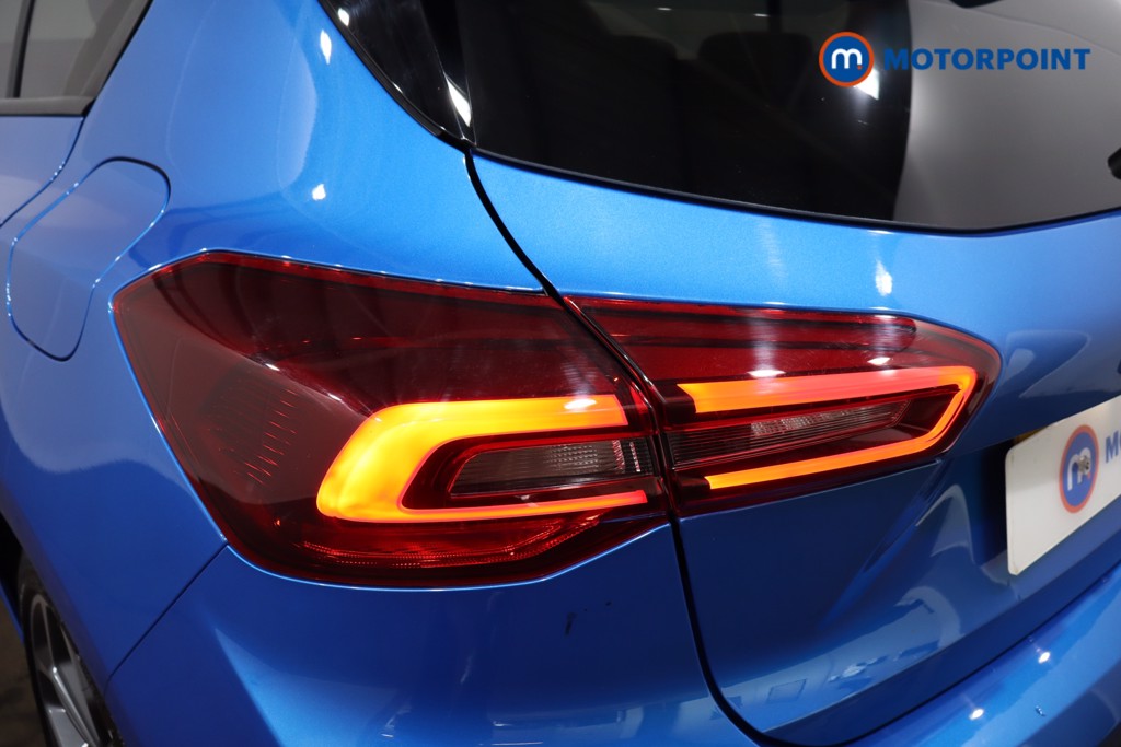 Ford Focus St-Line Vignale Automatic Petrol-Electric Hybrid Hatchback - Stock Number (1557980) - 26th supplementary image