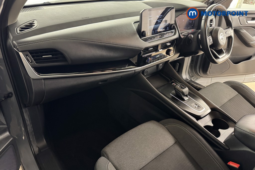 Nissan Qashqai N-Connecta Automatic Petrol SUV - Stock Number (1519008) - 8th supplementary image