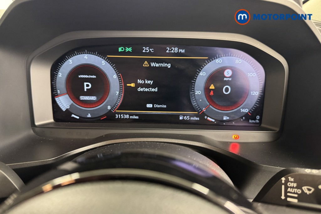 Nissan Qashqai N-Connecta Automatic Petrol SUV - Stock Number (1519008) - 9th supplementary image