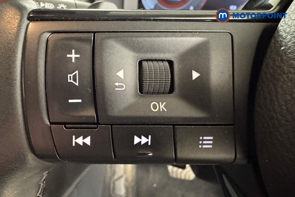 Nissan Qashqai N-Connecta Automatic Petrol SUV - Stock Number (1519008) - 13th supplementary image