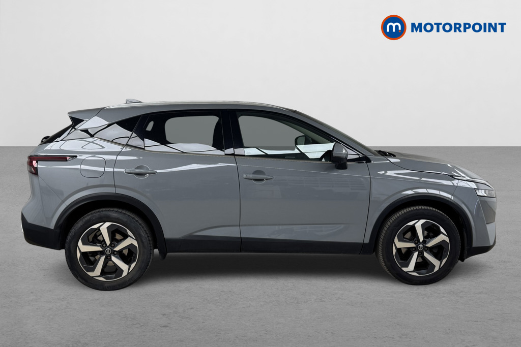 Nissan Qashqai N-Connecta Automatic Petrol SUV - Stock Number (1519008) - Drivers side