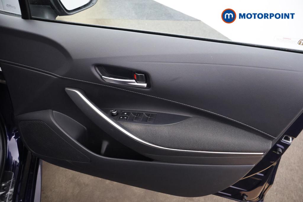 Toyota Corolla Icon Automatic Petrol-Electric Hybrid Hatchback - Stock Number (1525249) - 9th supplementary image