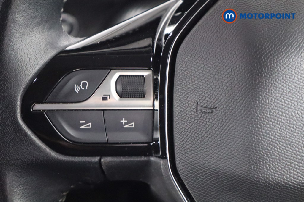 Peugeot 2008 Allure Premium Manual Petrol SUV - Stock Number (1533172) - 7th supplementary image