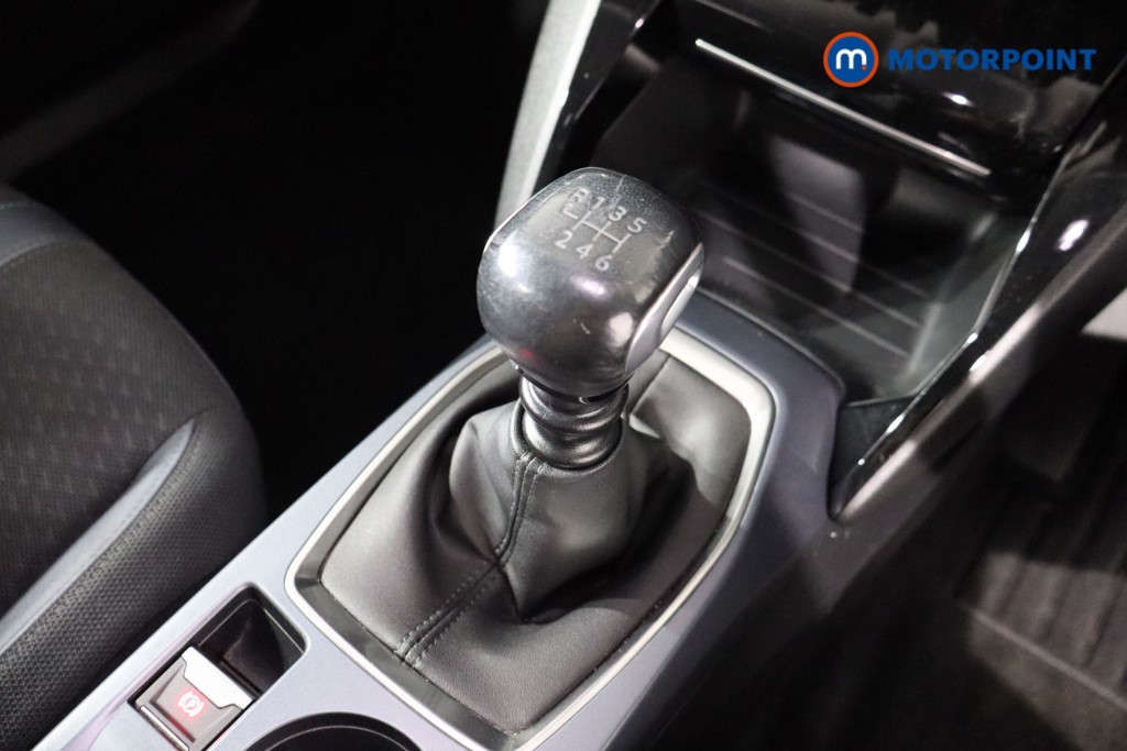 Peugeot 2008 Allure Premium Manual Petrol SUV - Stock Number (1533172) - 14th supplementary image