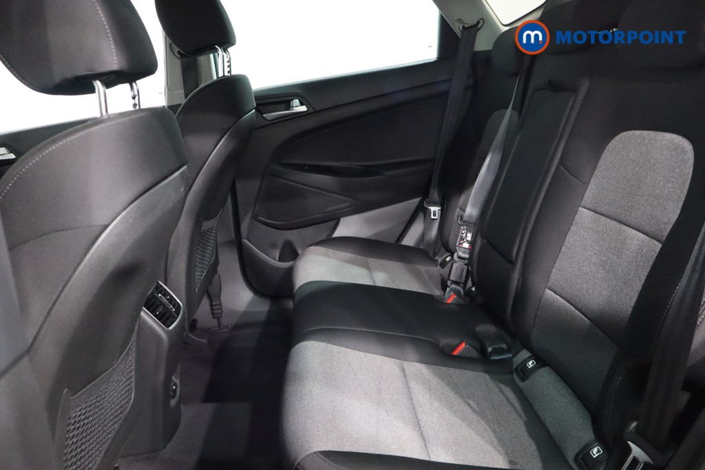 Hyundai Tucson Se Nav Manual Petrol SUV - Stock Number (1539615) - 5th supplementary image