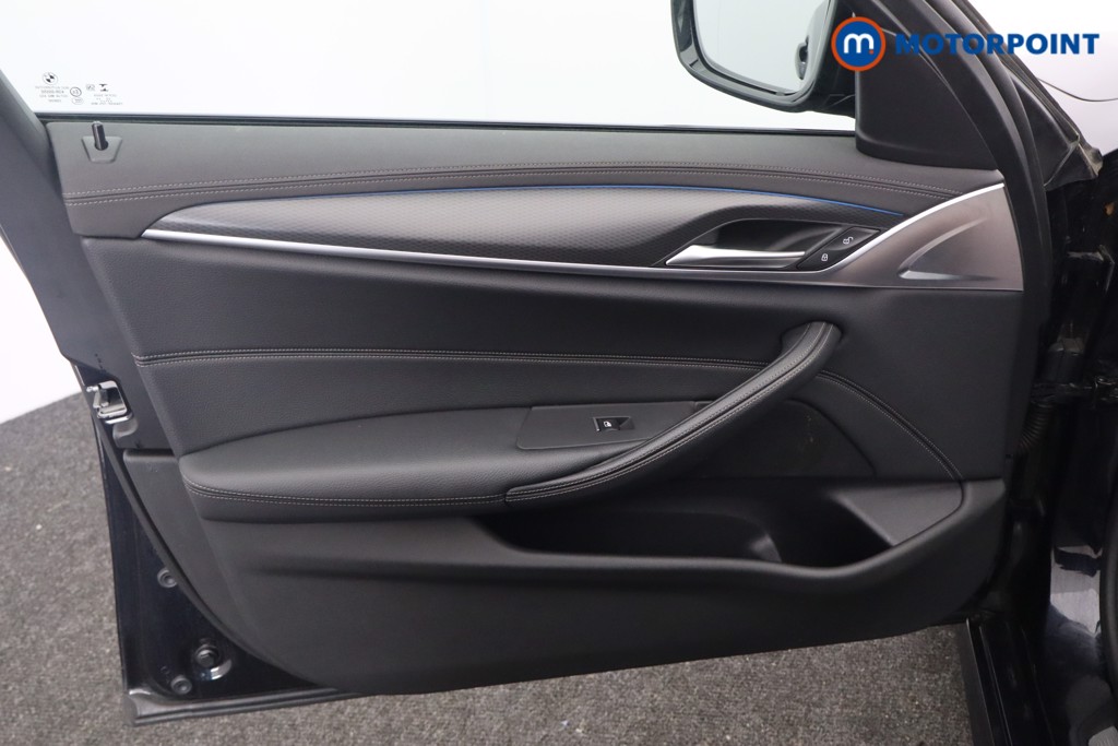 BMW 5 Series M Sport Automatic Petrol Plug-In Hybrid Saloon - Stock Number (1543671) - 13th supplementary image
