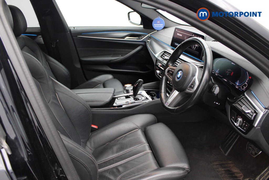 BMW 5 Series M Sport Automatic Petrol Plug-In Hybrid Estate - Stock Number (1543735) - 3rd supplementary image
