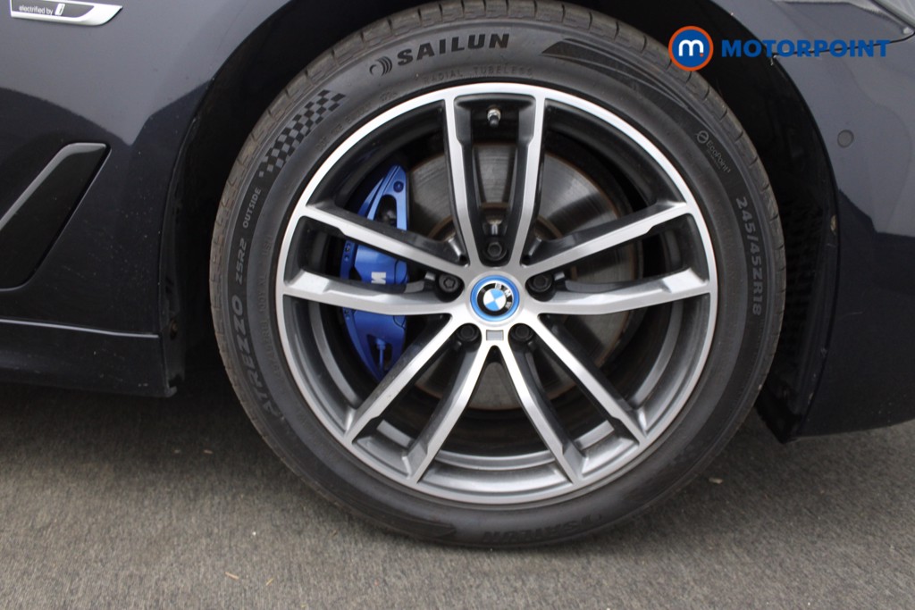 BMW 5 Series M Sport Automatic Petrol Plug-In Hybrid Estate - Stock Number (1543735) - 20th supplementary image