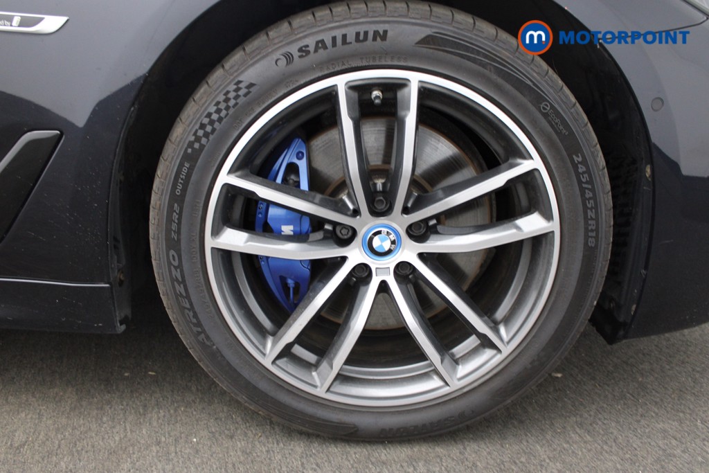 BMW 5 Series M Sport Automatic Petrol Plug-In Hybrid Estate - Stock Number (1543735) - 23rd supplementary image