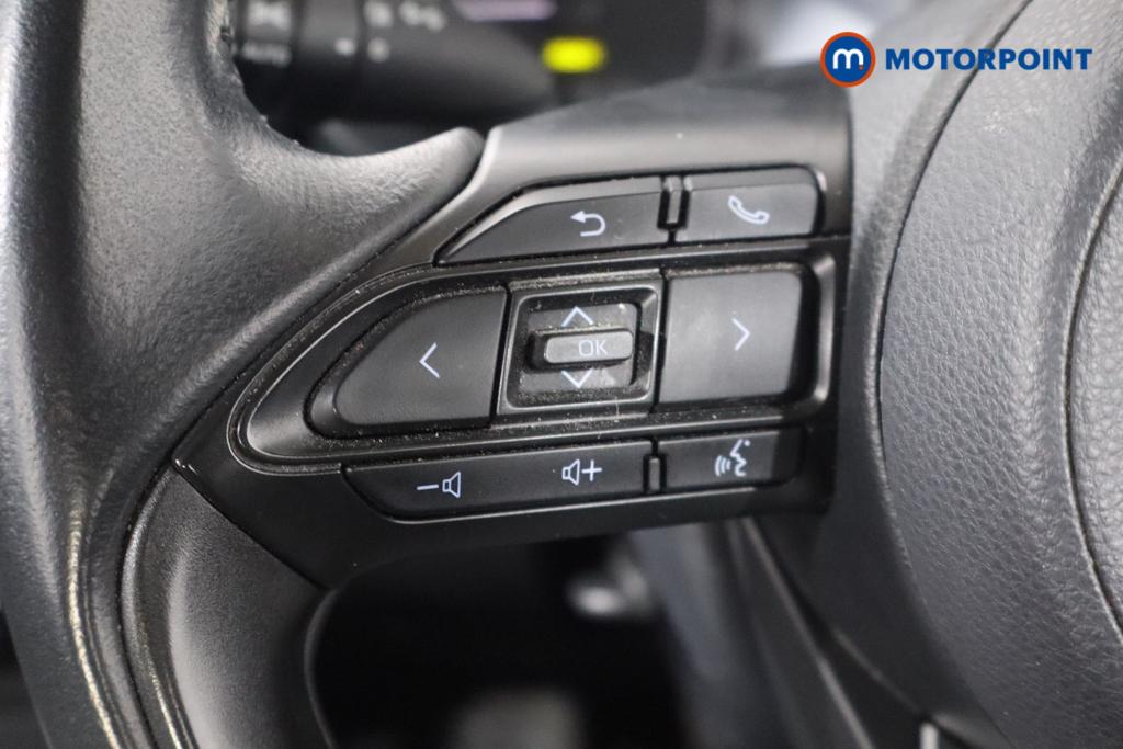Toyota Yaris Icon Automatic Petrol-Electric Hybrid Hatchback - Stock Number (1547789) - 9th supplementary image