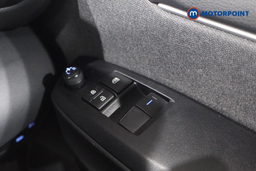 Toyota Yaris Icon Automatic Petrol-Electric Hybrid Hatchback - Stock Number (1547789) - 11th supplementary image